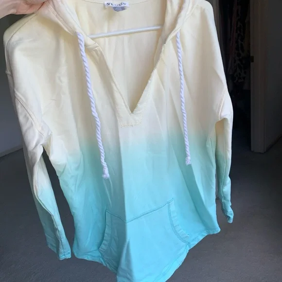 VENUS Ombré Pullover Hoodie - Picture 2 of 7